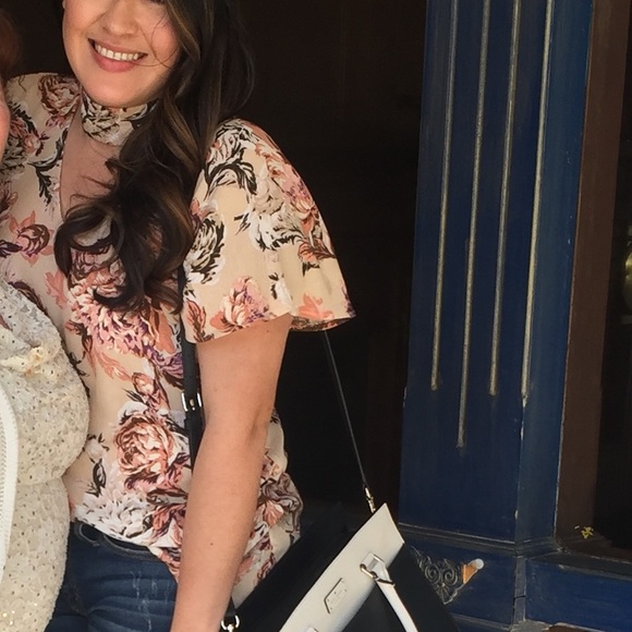 Top - Picture 2 of 2